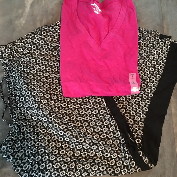 Old navy soft pants - Picture 5 of 5